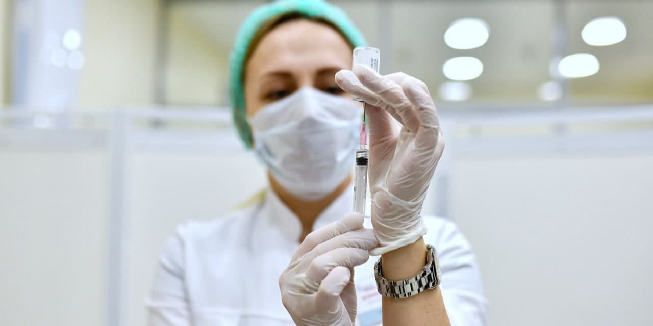 Собянин объявил о запуске розыгрыша квартир среди прошедших вакцинацию